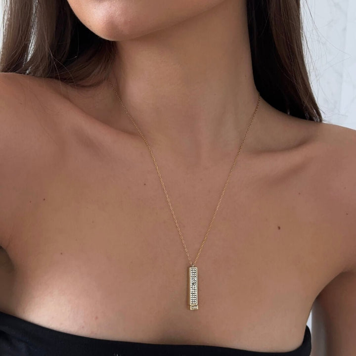 Colar "Amo-te" – Ouro Maciço