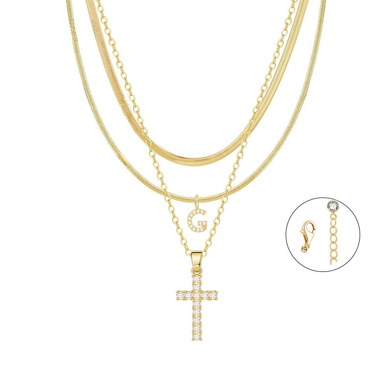 Conjunto Dourado com Cruz e Inicial