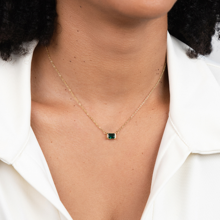 Colar Moni com Esmeralda Verde