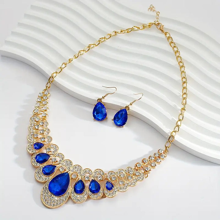 Conjunto Dourado Elegante Oceano