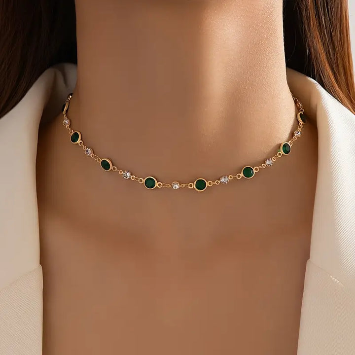 Colar com Pendente Verde-Esmeralda