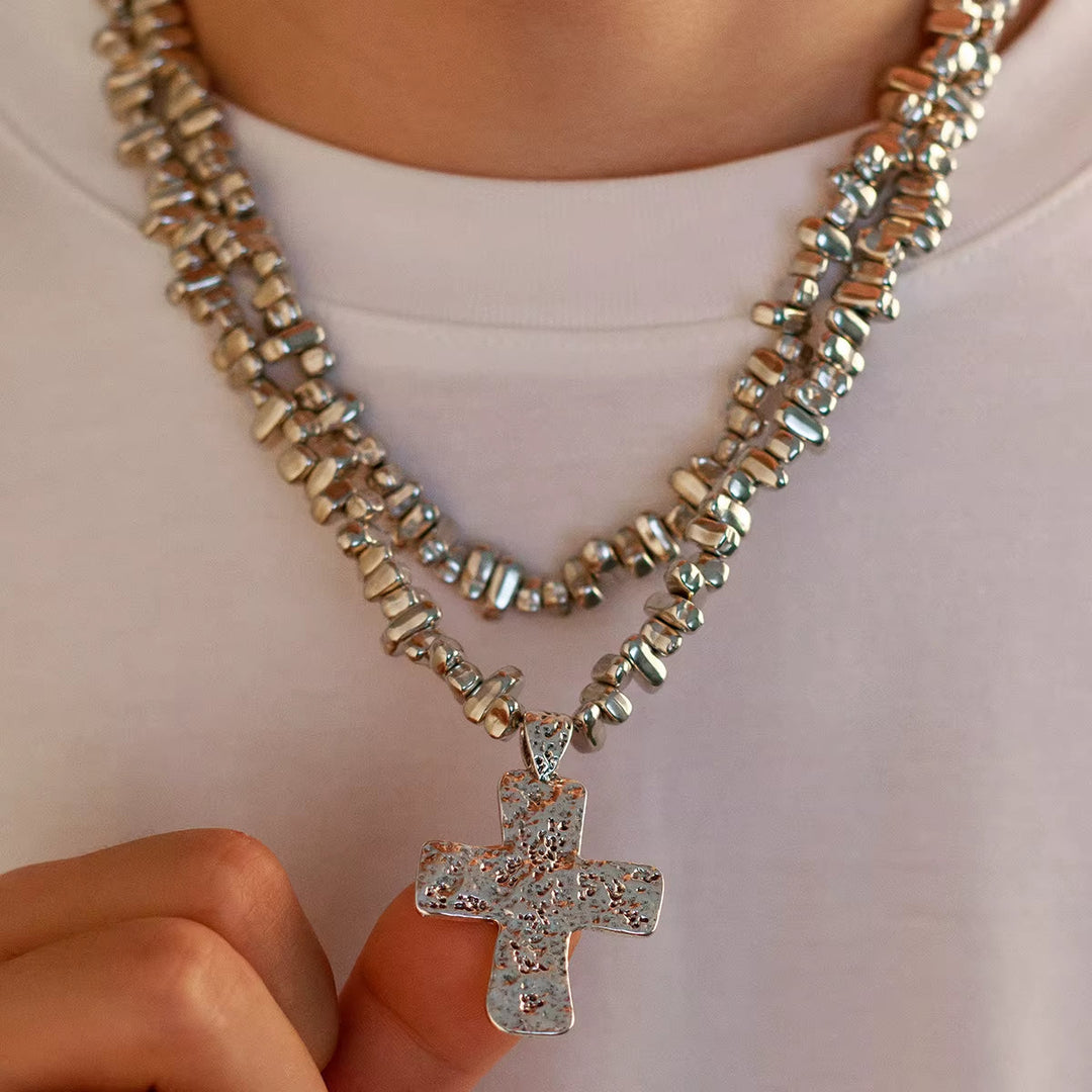 Conjunto de 2 Colares de Contas com Cruz Irregular