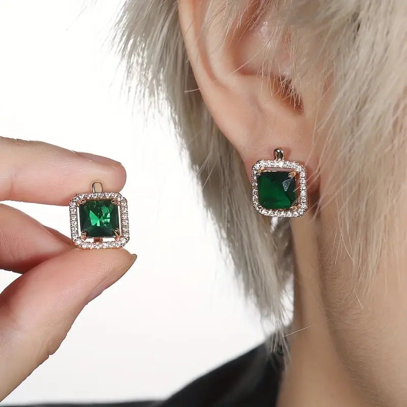 Brincos Dourados com Zircónias Verdes Quadradas