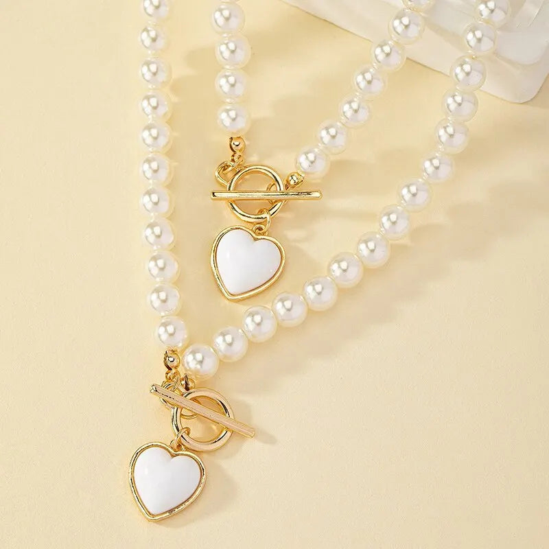 Conjunto de Pendente de Contas com Coração e Pulseira