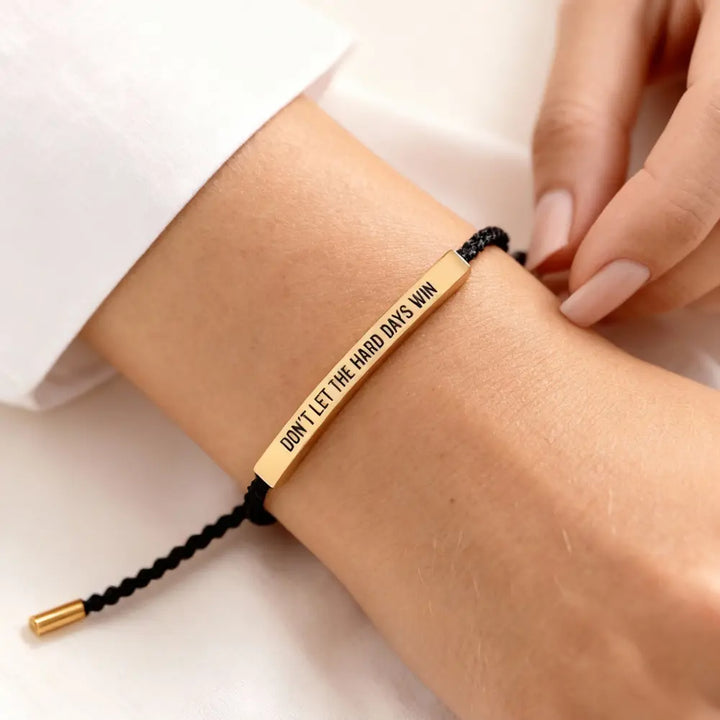 Pulseira Motivacional "Não Deixes os Dias Difíceis Ganhar"