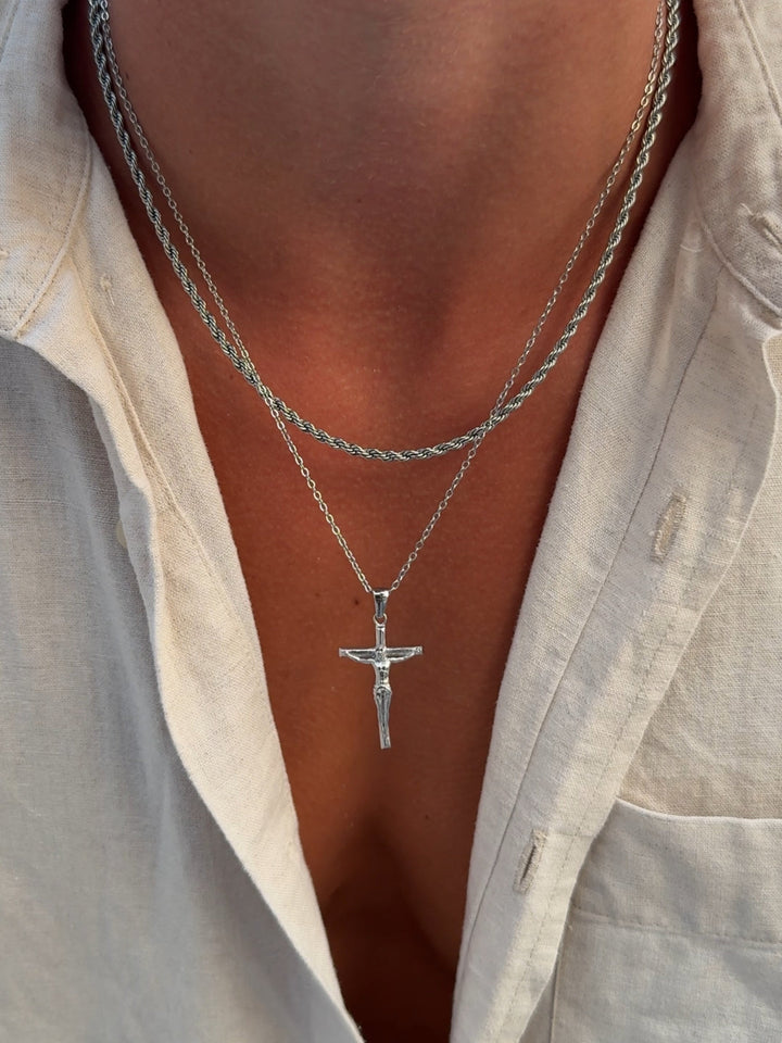 CORRENTE COM CRUCIFIXO | Prata