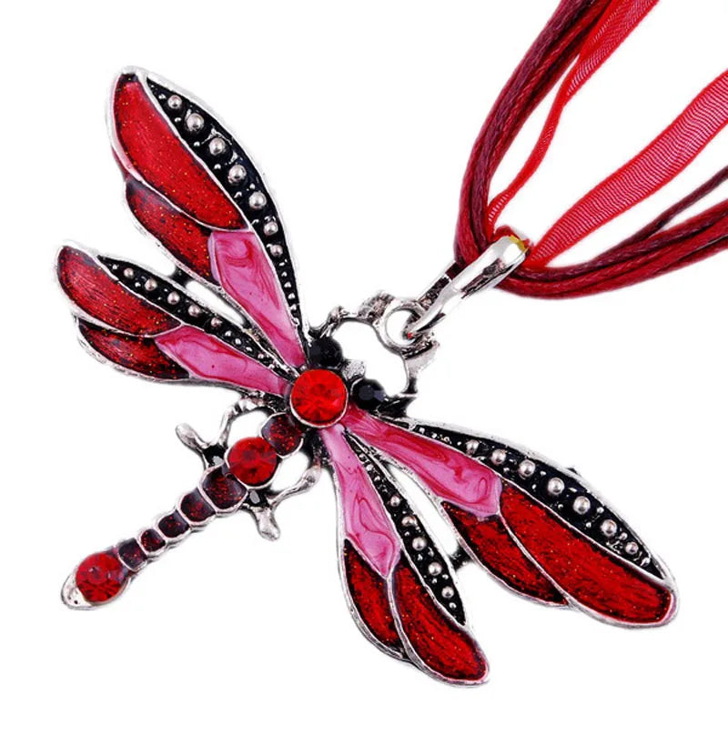 Colar com Libélula de Cristal