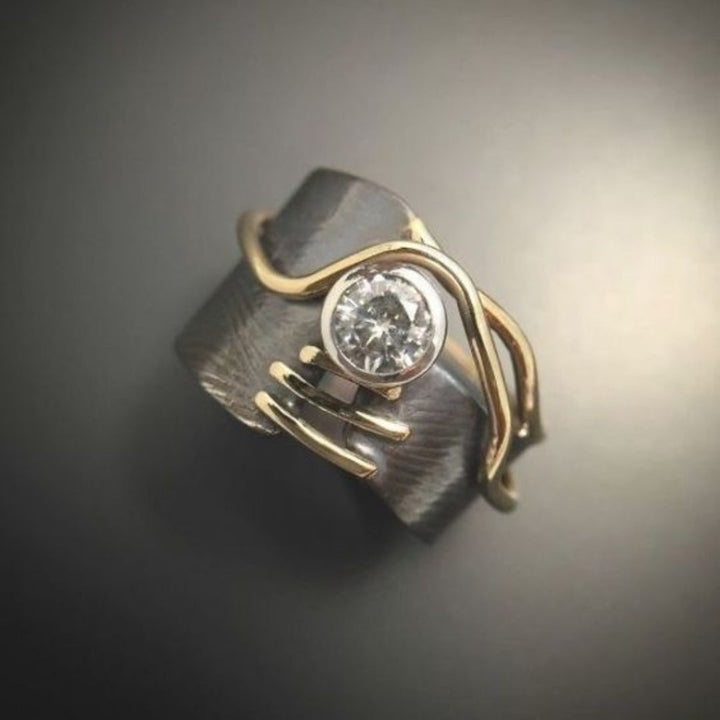 Anel Vintage Prateado Escuro com Zircónias