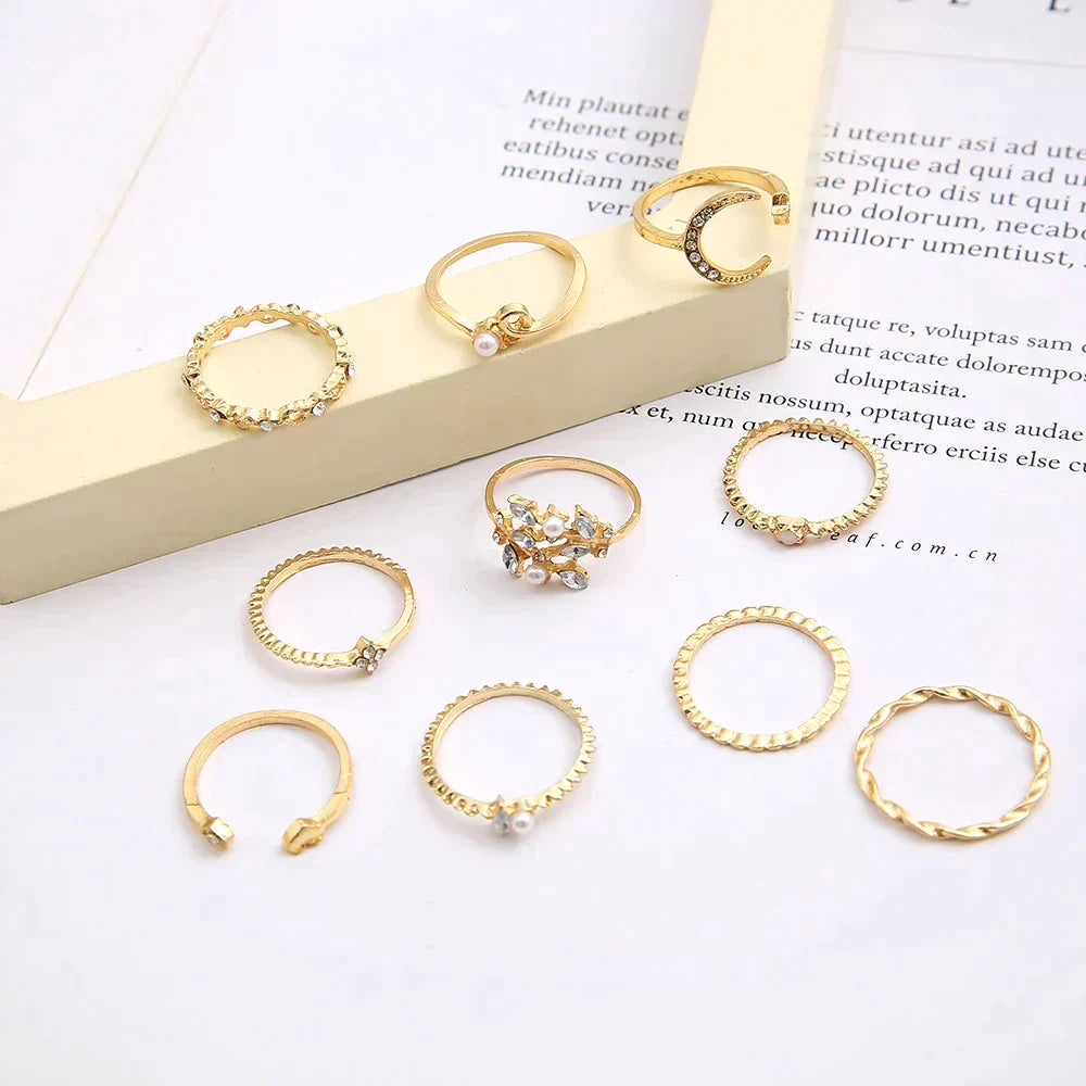 Conjunto de 10 Anéis Dourados em Estilo Boho
