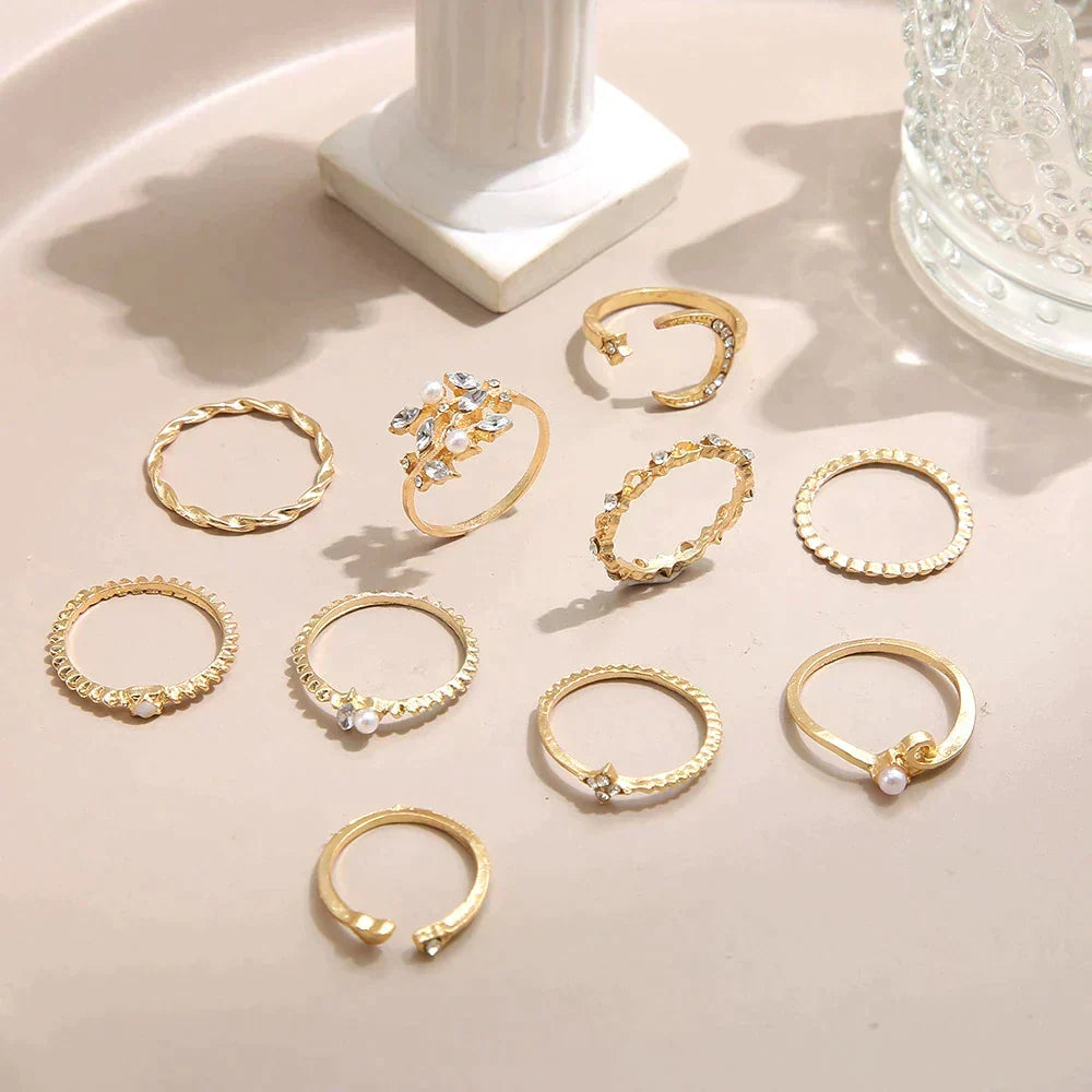 Conjunto de 10 Anéis Dourados em Estilo Boho