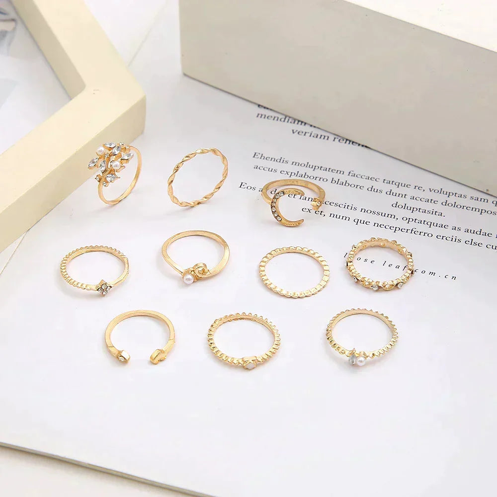 Conjunto de 10 Anéis Dourados em Estilo Boho