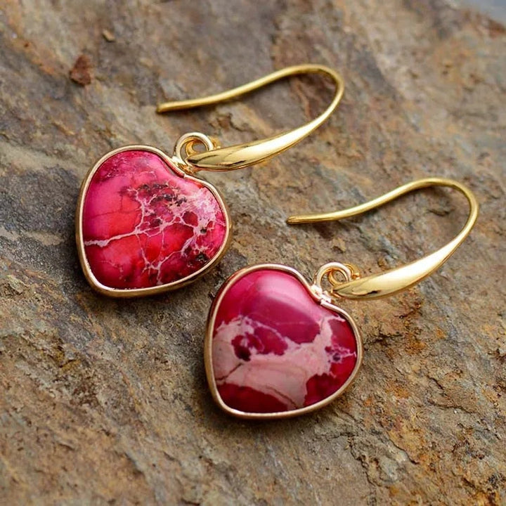Brincos Pendentes com Coração de Jaspe Vermelho