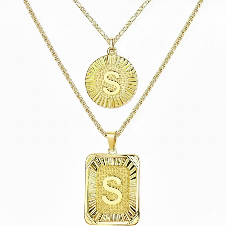 Conjunto de 2 Colares com Inicial 18K