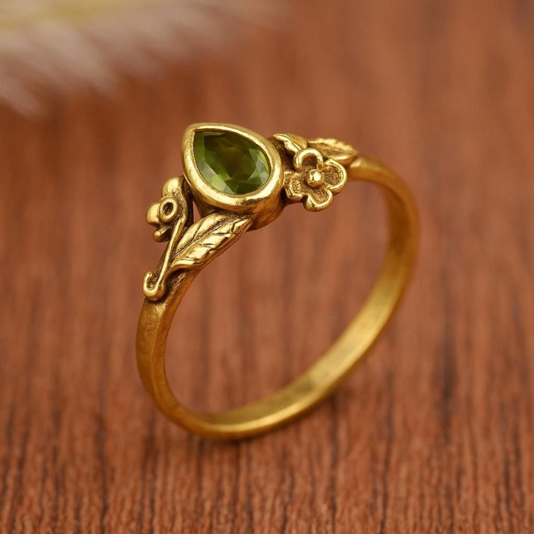 Anel com Pétala Verde