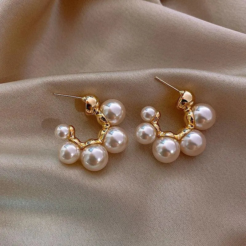 Brincos de Pérola Elegantes