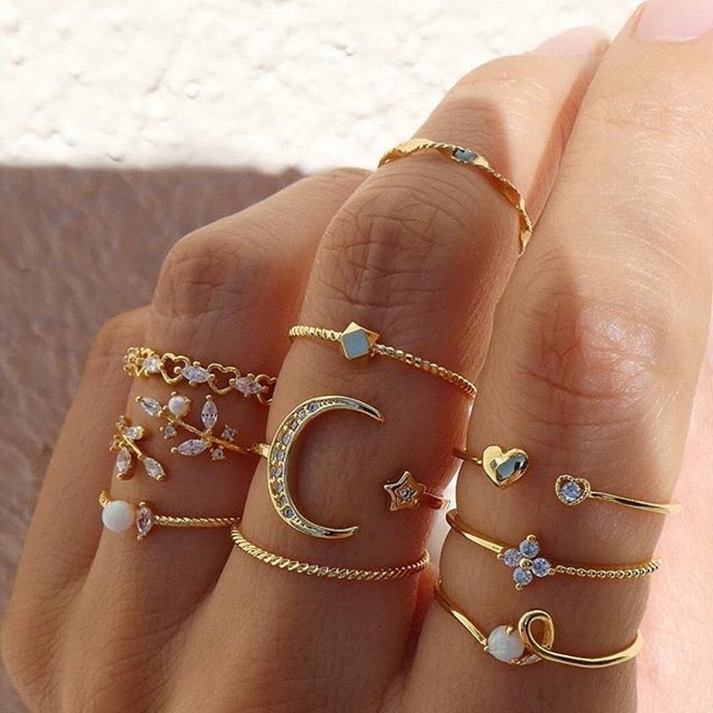 Conjunto de 10 Anéis Dourados em Estilo Boho