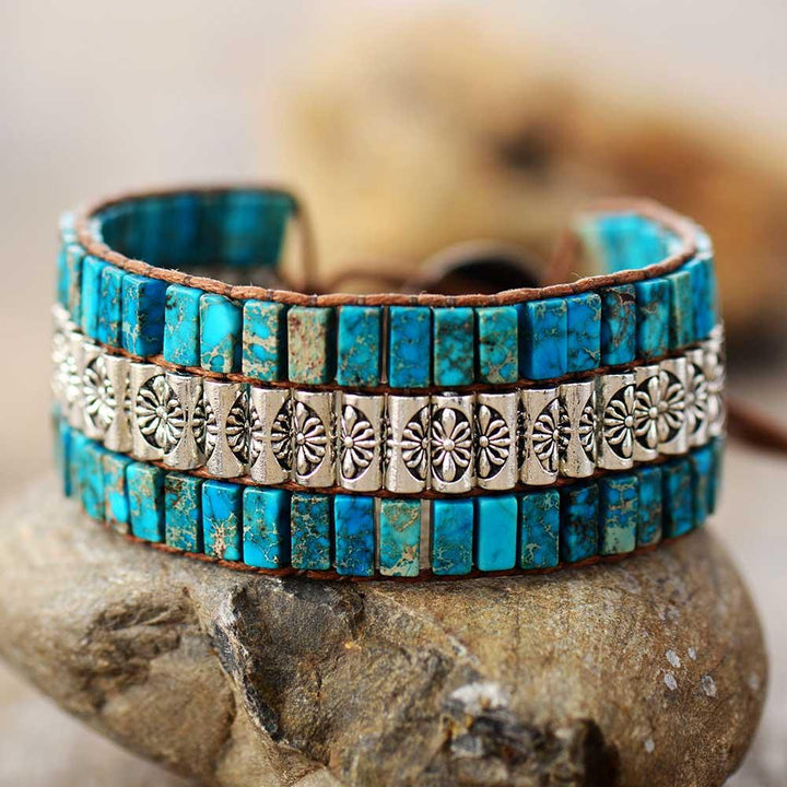 Pulseira Envolvente Boho com Lótus