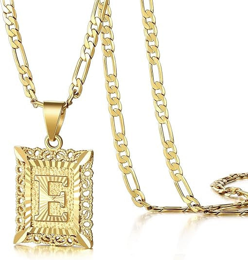 Colar com Letra Quadrada, Banhado a Ouro 18K