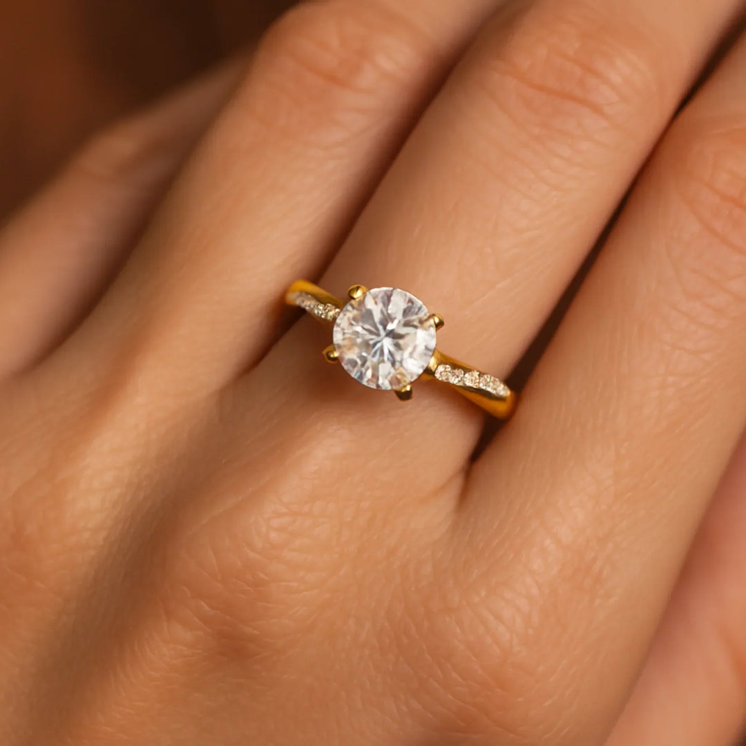 Anel Vintage Dourado e Prateado com Cristais