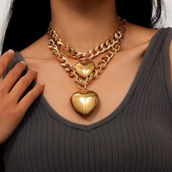 Conjunto de 2 Colares Marcantes com Coração Grande