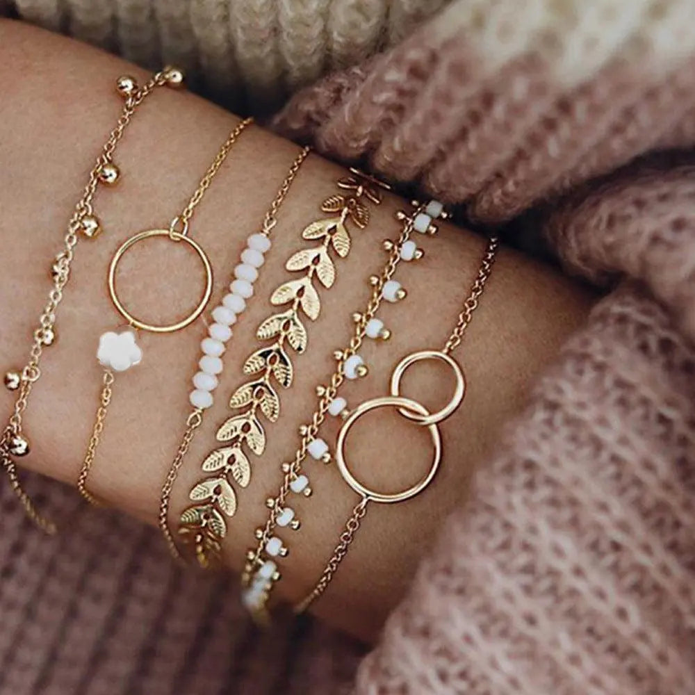 Conjunto Encantador de Pulseiras Douradas Boho