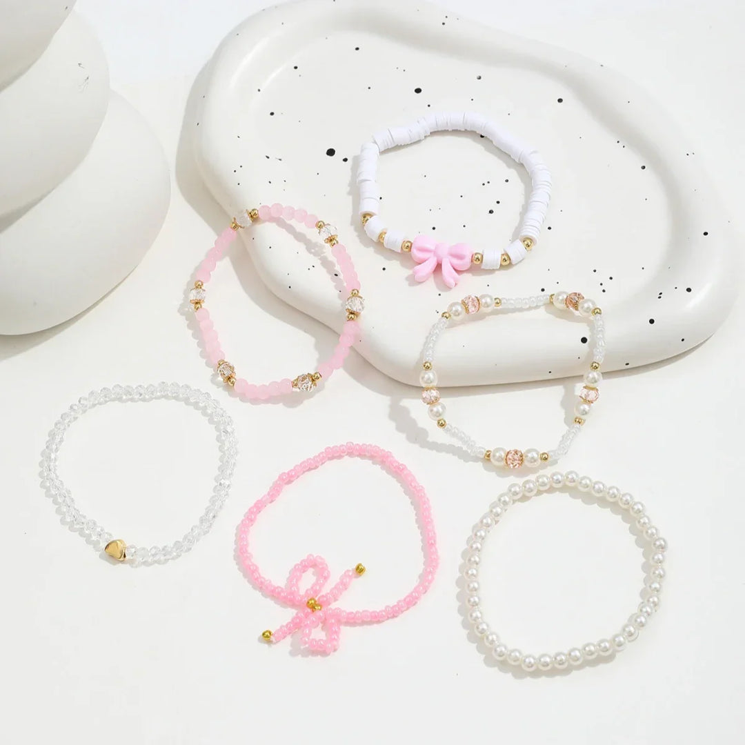 Conjunto de Pulseiras de Pérolas com Laço Amor