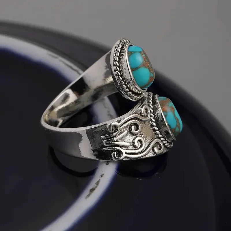 Anel Vintage Elegante com Turquesa e Cruz