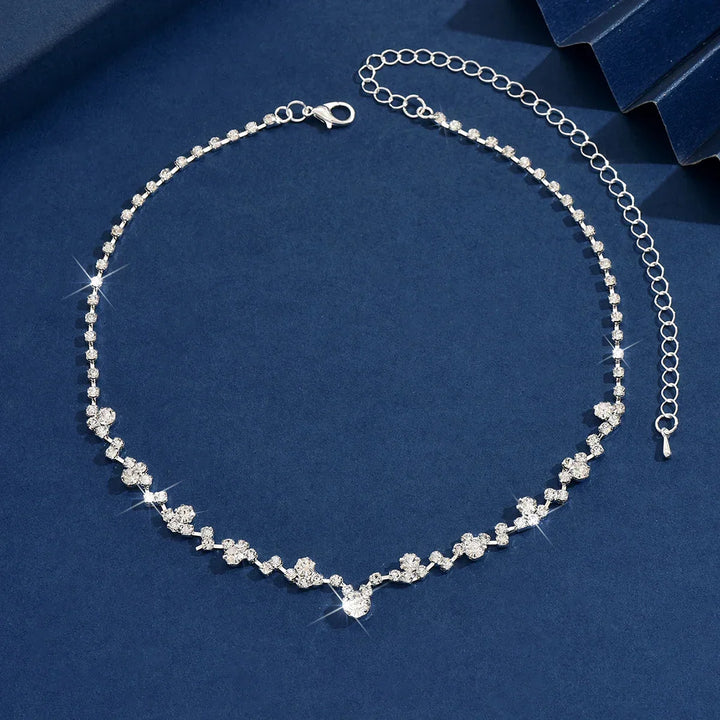 Colar de Noiva Elegante com Pedrinhas