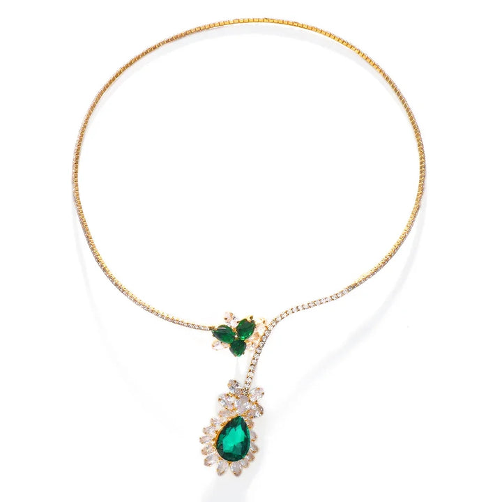 Colar Vintage com Flor de Esmeralda