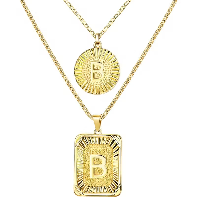 Conjunto de 2 Colares com Inicial 18K