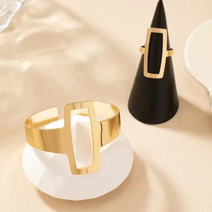Conjunto Ajustável de Pulseira e Anel Geométricos