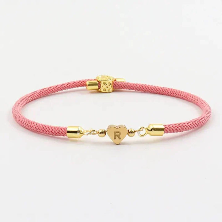 Pulseiras Ajustáveis com Coração e Inicial