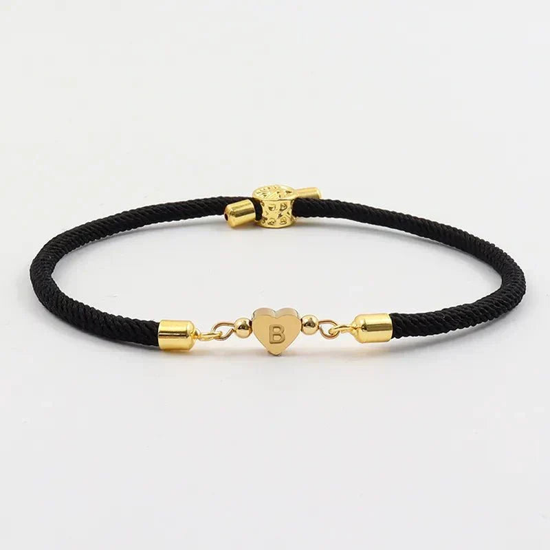 Pulseiras Ajustáveis com Coração e Inicial