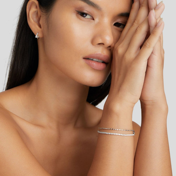 Pulseira Prateada Arelia com Cristais