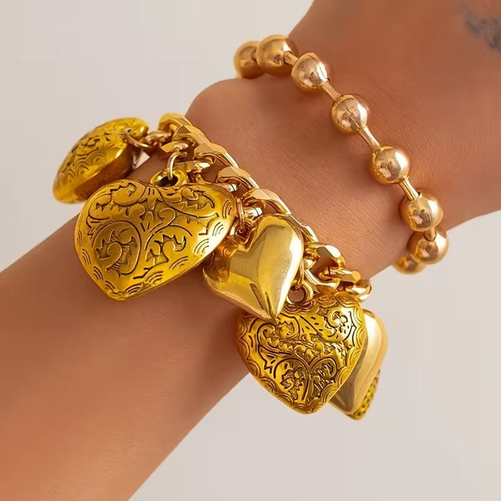 Conjunto de 2 Braceletes Rígidas Coração Abundante