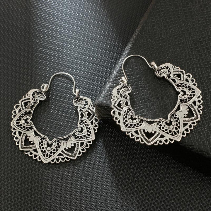 Argolas Boho com Lótus