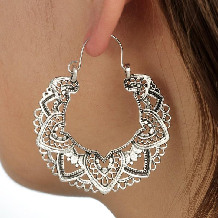 Argolas Boho com Lótus