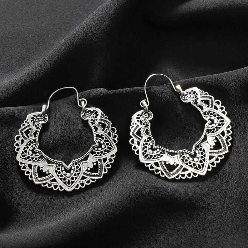 Argolas Boho com Lótus