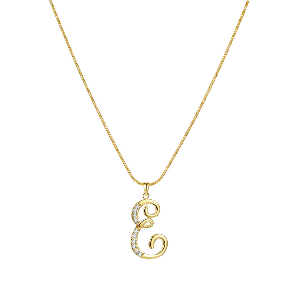 Colar Lily com Inicial
