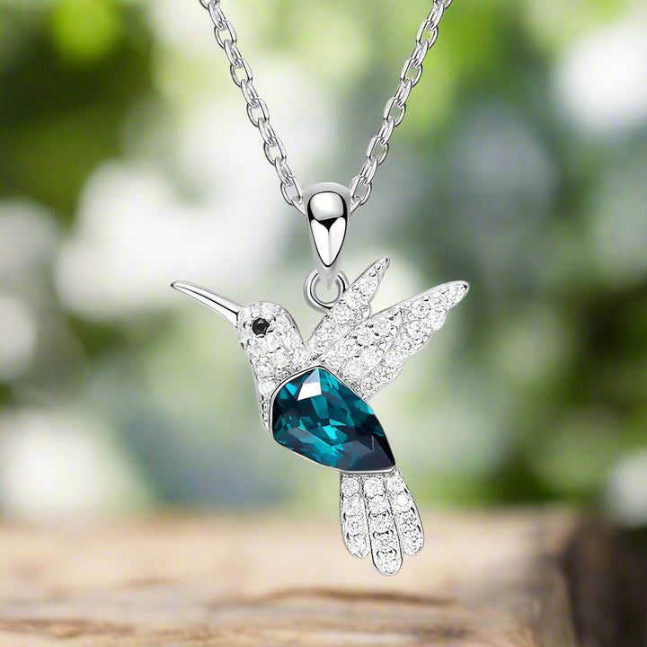Colar Brilhante com Colibri e Zircónias