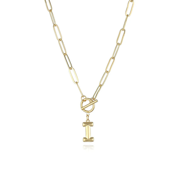 Colar com Inicial A–Z e Corrente Paperclip