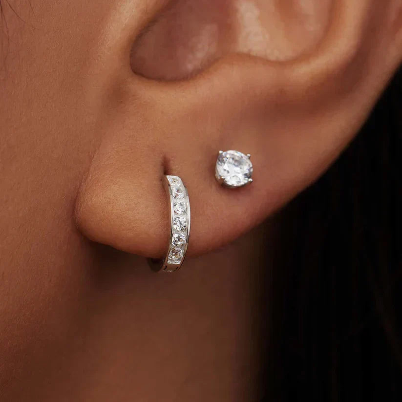 Conjunto de Brincos Dara Brillane com Pedras | Ouro Branco