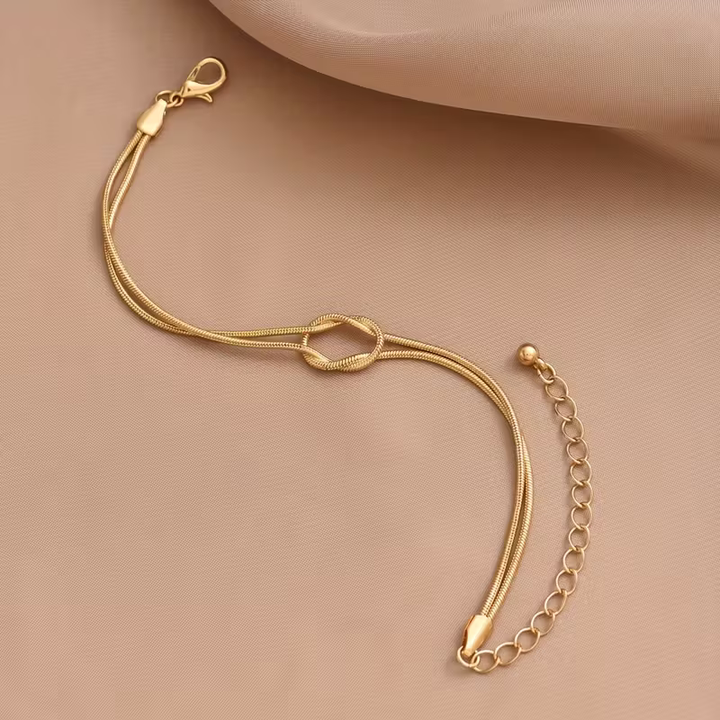 Pulseira de Corrente com Nós Torcidos