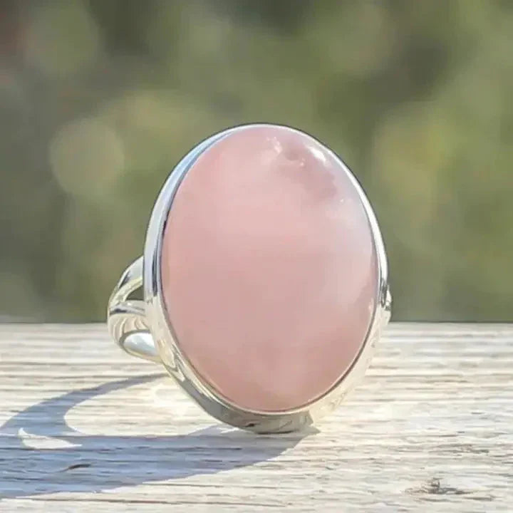 Anel Vintage com Quartzo Rosa em Prata 925