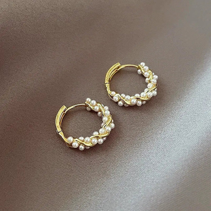 Brincos de Pérola Redondos Elegantes com Embutido