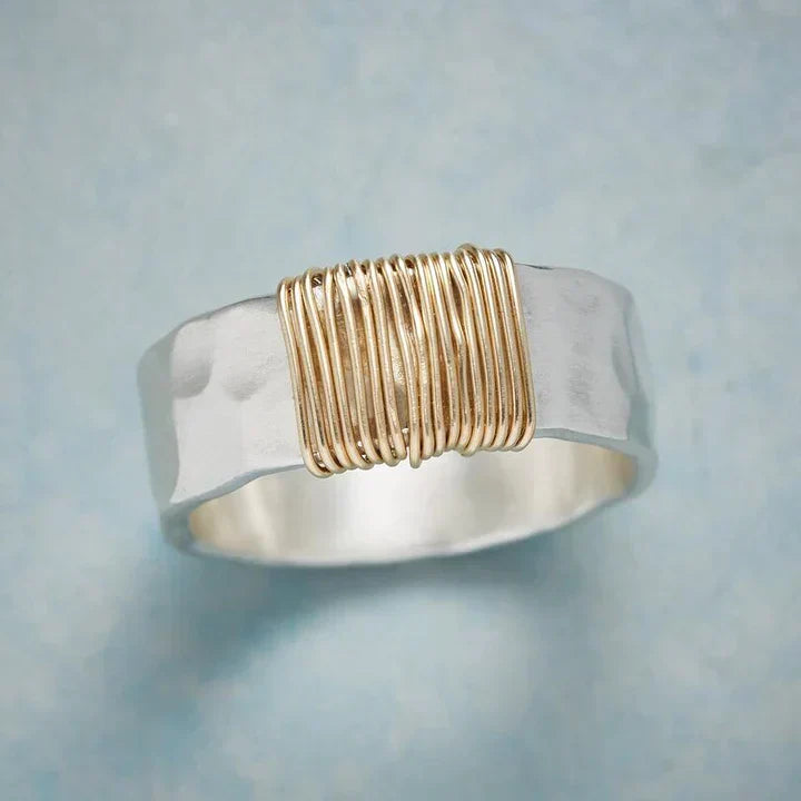 Anel Vintage Dourado e Prateado