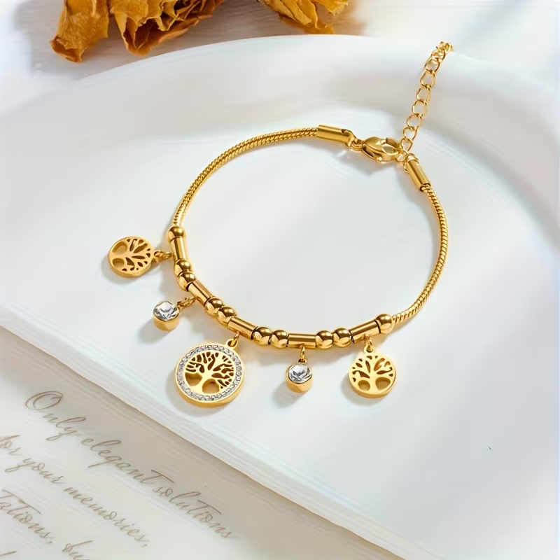Pulseira com Árvore e Pendentes