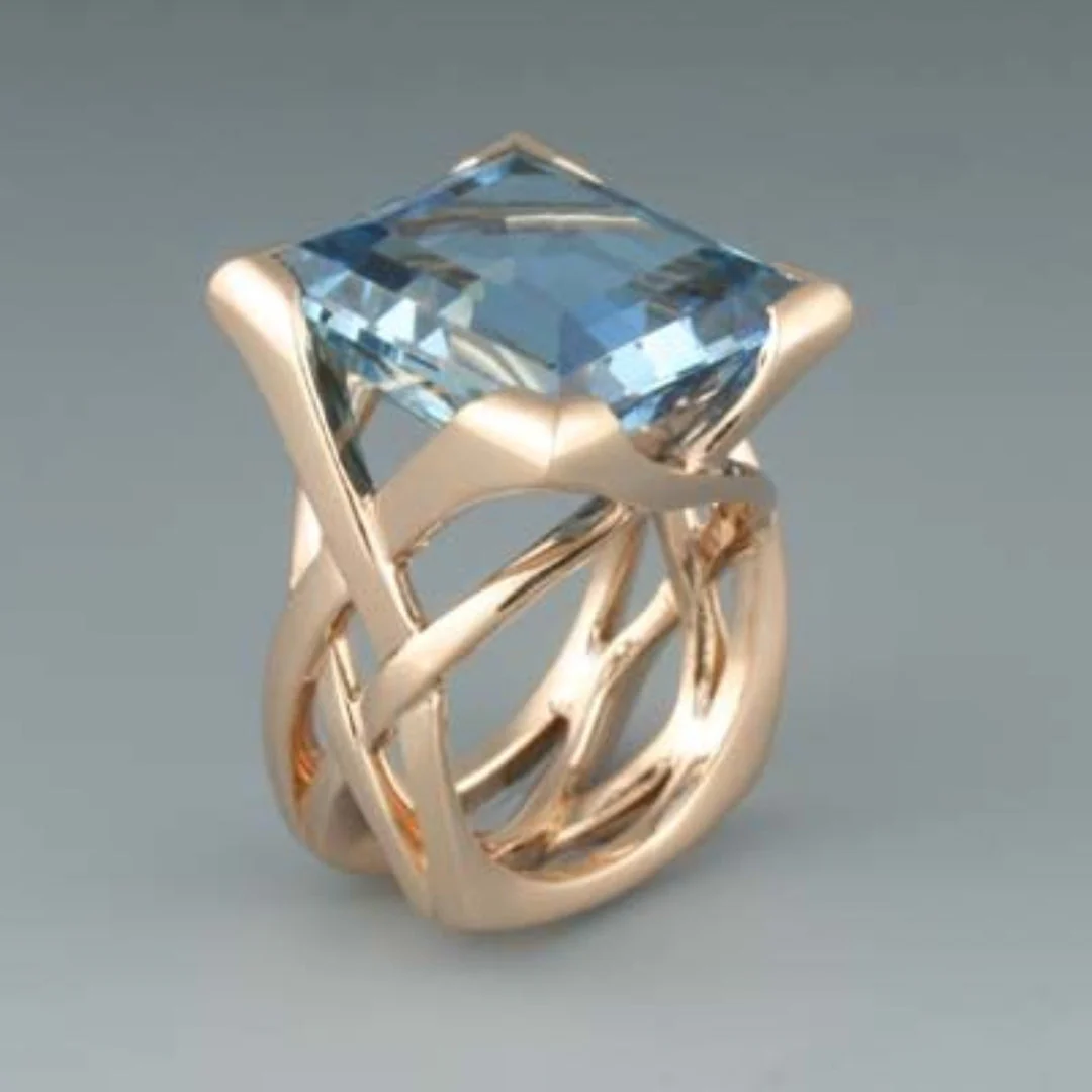 Anel Vintage em Ouro Rosa com Zircónias Azuis