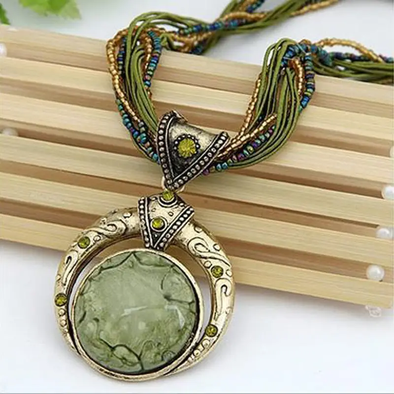 Colar Verde e Dourado