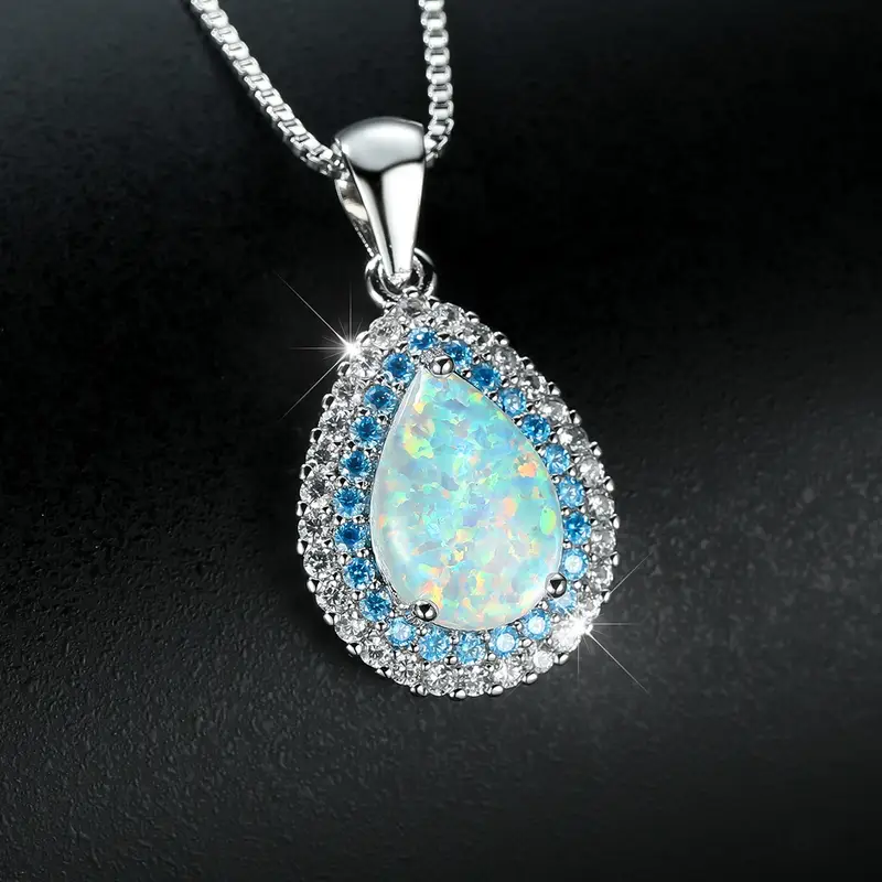 Colar Brilhante com Gota de Opala Azul